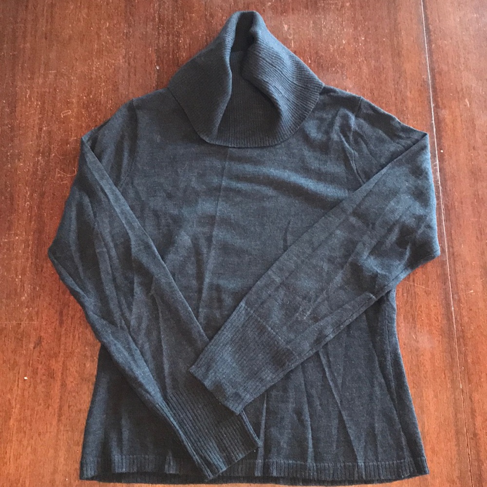 Banana Republic merino wool sweater
